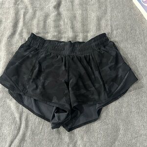 Lululemon hotty hot shorts
